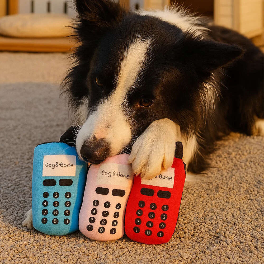 PV plush filled squeaking mobile plush dog chew toy, a small dog toy that satisfies natural chewing instincts, suitable for small, medium and large do