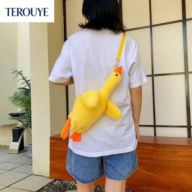 TEROUYE Doll Cartoon Duck Handbag Autumn New Cartoon Cute Women s Shoulder Bag Fashion Trend Versatile Style Luxury bag