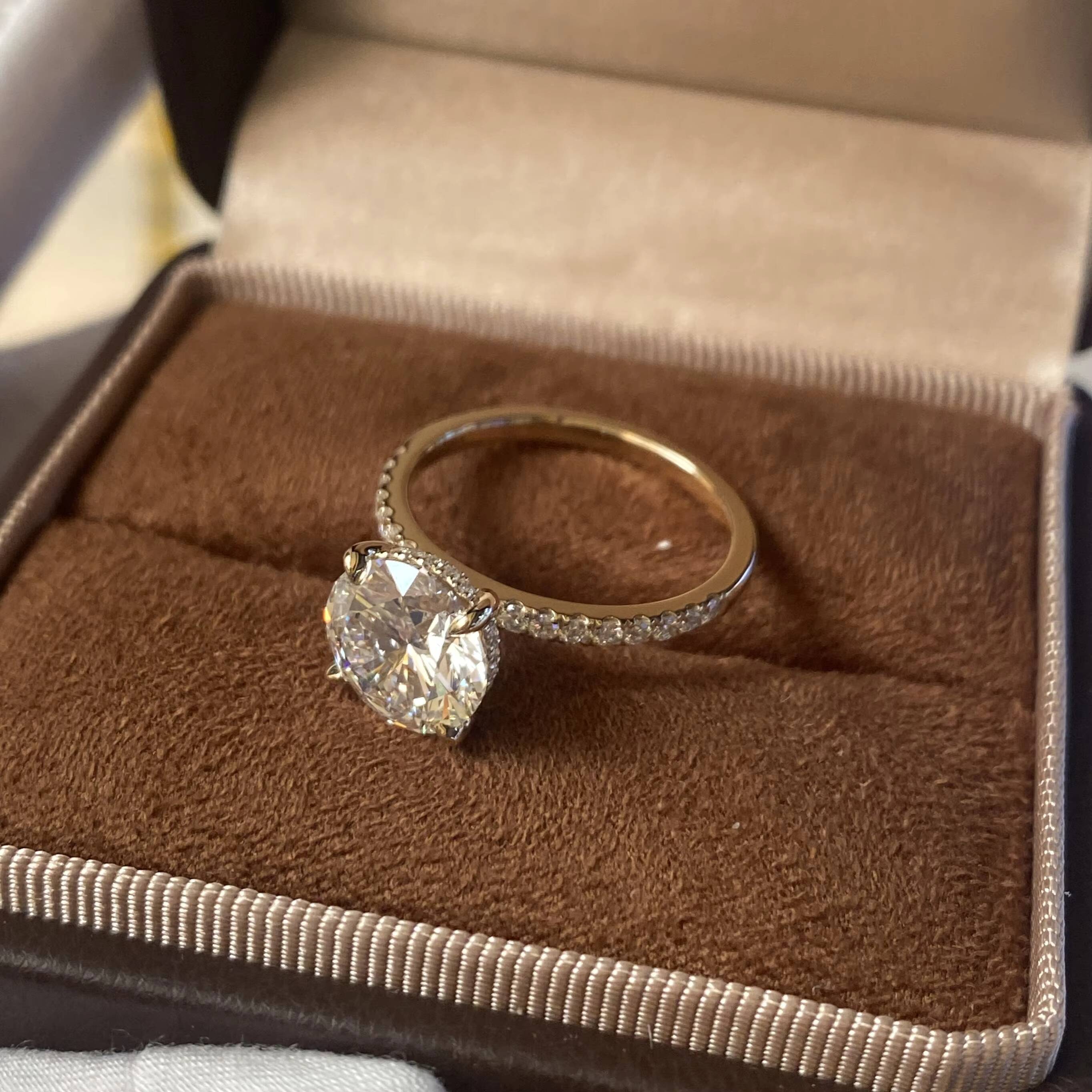 Eco-Friendly IGI Certification 1-3ct 9K-18K Gold Lab Grown Round Brilliant Cut Diamond Ring for Womens Engagement Wedding