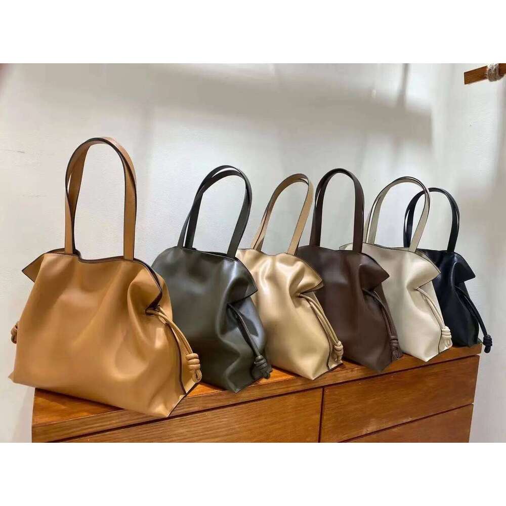 100% Genuine Leather Extra Large Shoulder Bags Women Handbag Bucket Bag Fashion Luxury Designer String Tote Tassel Clutch Bolsas - view 3