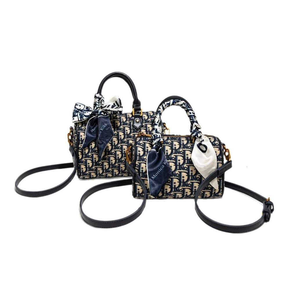 Monica kiki Foreign Trade Canvas Jacquard Embroidery Handheld Pillow for Women, Internet Celebrity Single Shoulder Crossbody Boston Bag