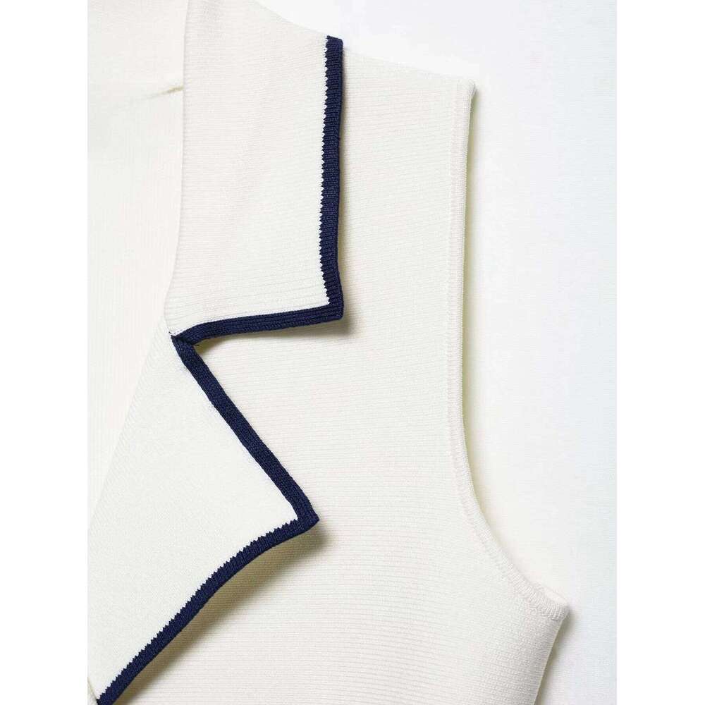 2025 summer new women's casual fashion commuter double-breasted button trim knitted vest jacket top