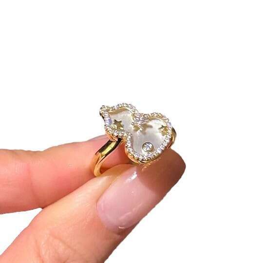 Zirconia Geometric Ring for Index Finger Open-Style Fashion Jewelry Luxury-Inspired Elegance for Women's Hand Jewelry