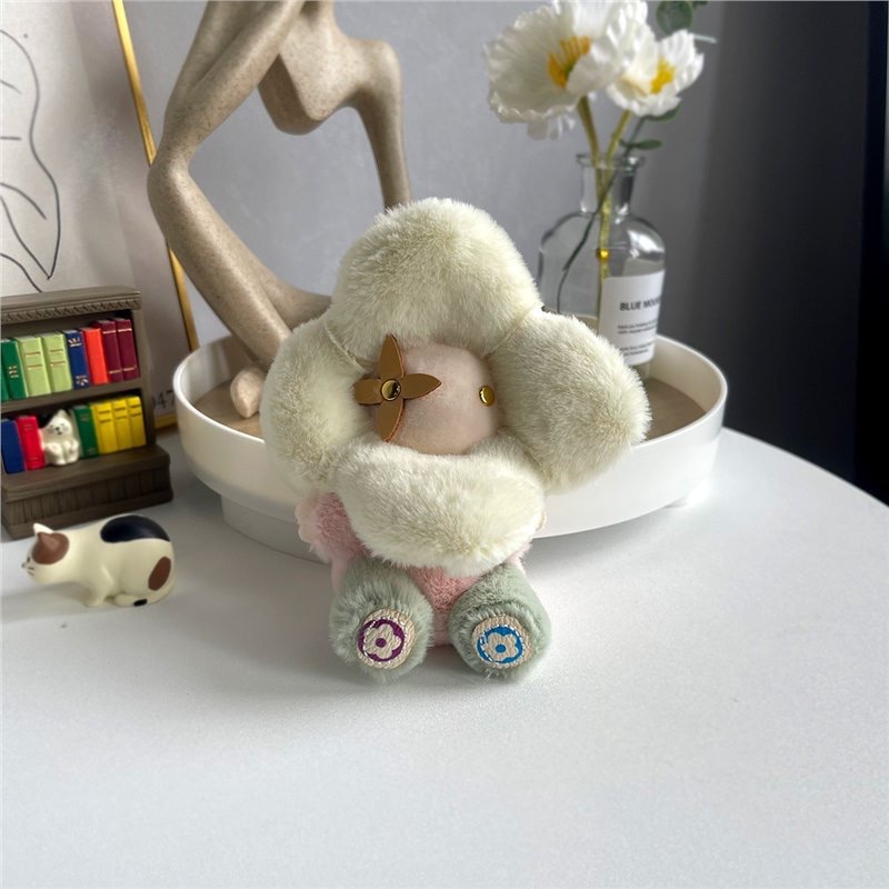 Cute Sunflower Plush Keychain Women's Bag & Car Charm Soft Stuffed Doll Pendant for Backpacks Accessories