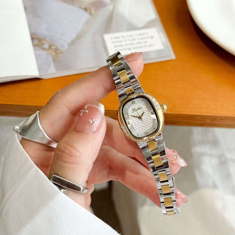 With Box Design Manufacturer Supply Dainty Oval Diamond-Studded Diamond Small Gold Bean Steel Band Watch Free gift