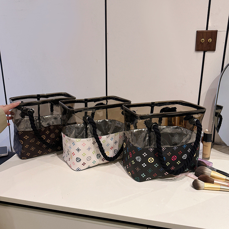 High Fashion Sense With Makeup Large Capacity Bag Handbag New Portable Cosmetics Storage Bag