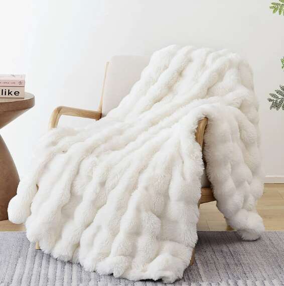 Thickened plush blanket, bubble plush blanket, luxury high-end sofa blanket, office nap blanket, fleece blanket H260122