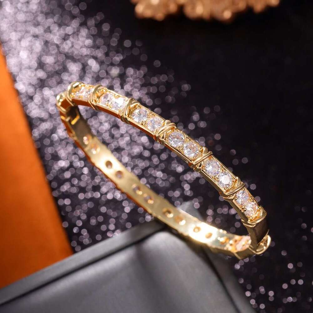European and American Designer jewerly Starry Sky High-End Simple Fashion Row Diamond Full Zircon Classic X Women's Bracelet Direct from Manufact