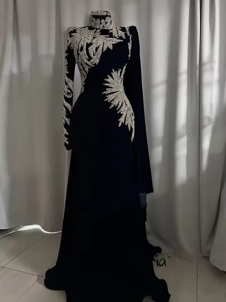 Vintage Black Velour Prom Dresses Long Muslim Bridal Reception Guest Gowns Plus Size Customized Formal Occasion Gown Vestidos