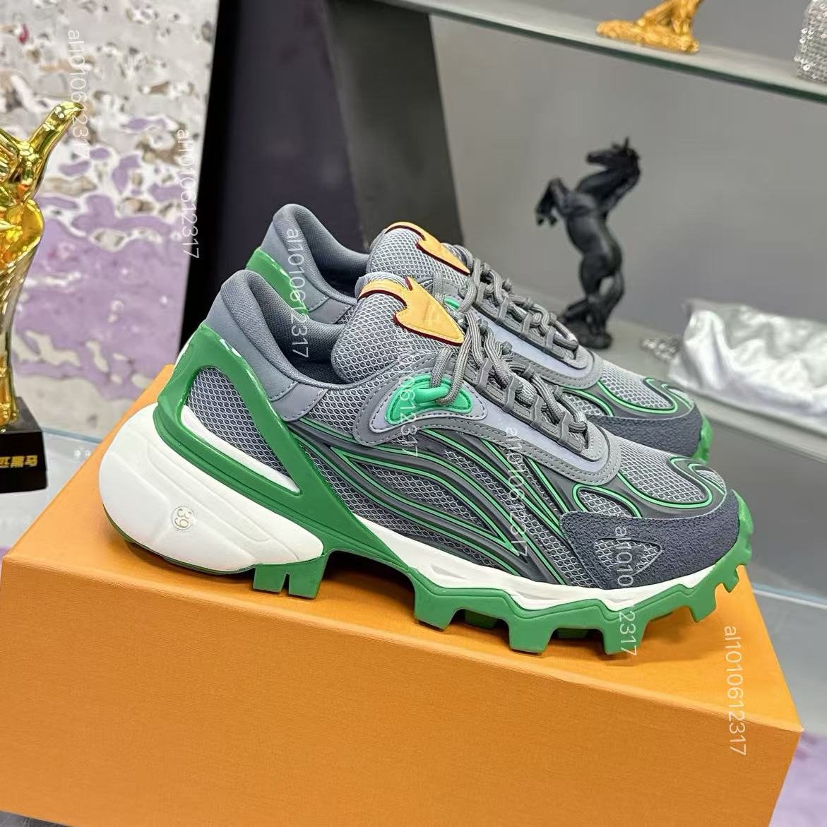 2026 New Designer Shoes RUN AWAY Trainer Sneakers Luxury Leather Canvas Lace-up Sneaker Mens Women Shoes Casual Size 38-46