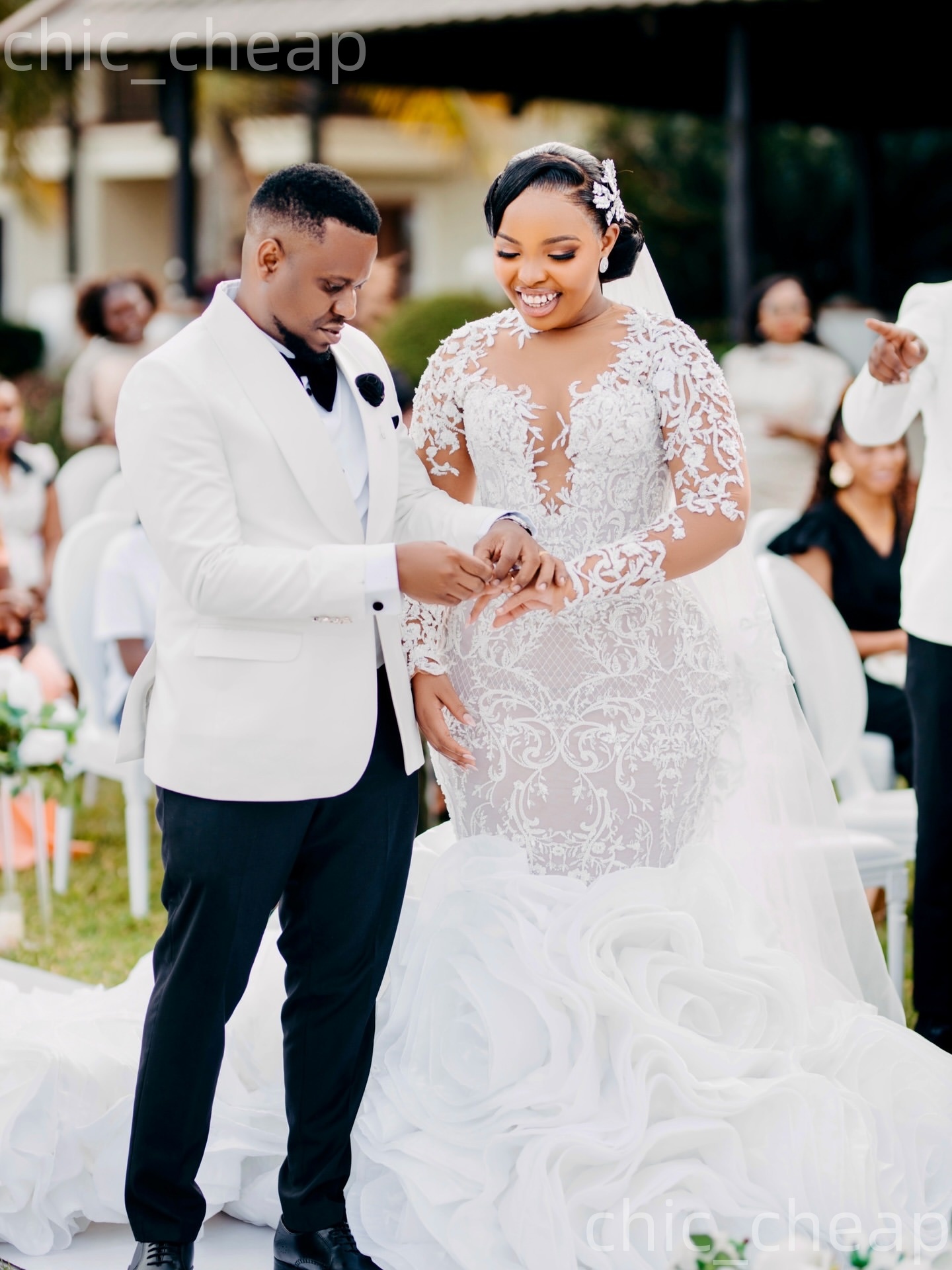 African Aso Ebi 2026 White Mermaid Wedding Dress Lace Sheer Neck Illusion Full Sleeves Organza Detachable Train Bridal Gowns Dresses ZJ2379