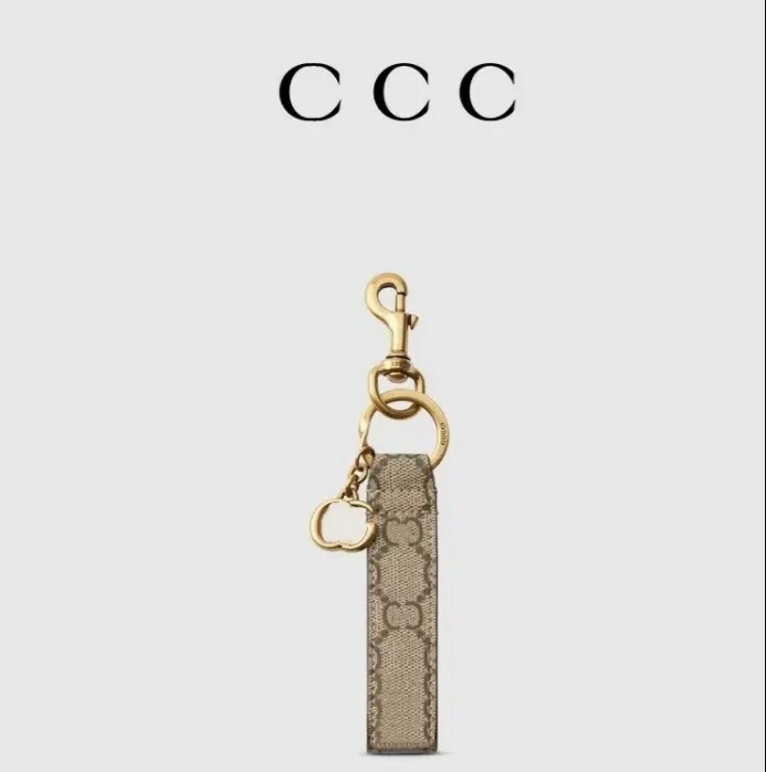 Women Men Keychain Designer Keychain Wallet Key Chain Hang Bag Charm Keyring Keychains hang Leather Designers Women Men Coin Purse Alloy Pendant Key Ring