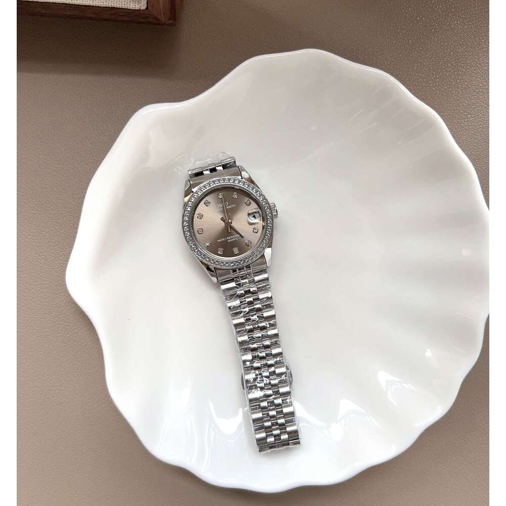 With Box New Steel Dainty Band Watch with Diamonds Large Dial Calendar Design Cool and Elegant Women's Watch Free gift