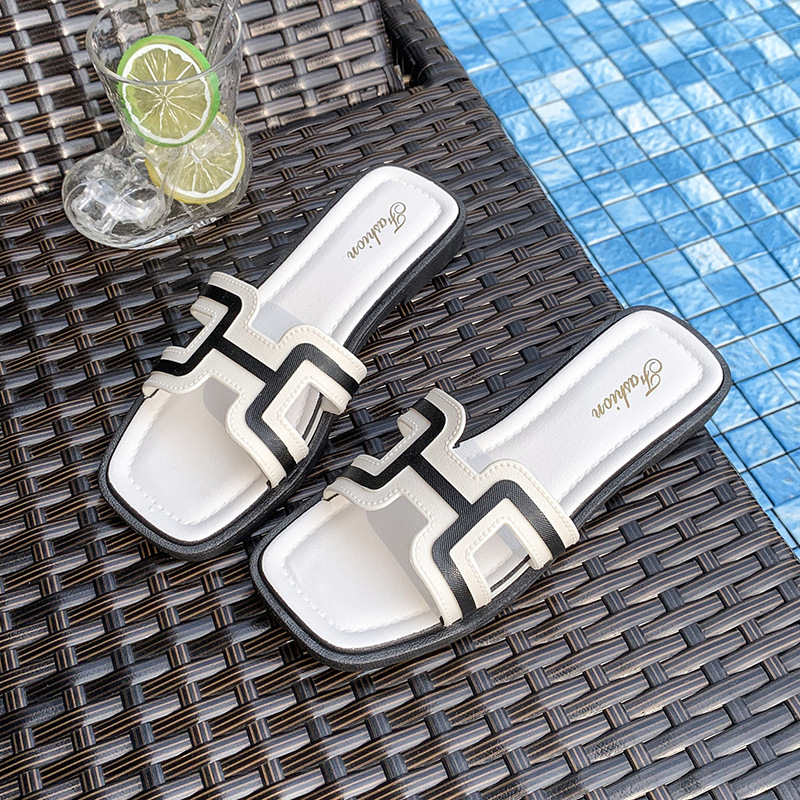 new Free delivery Slippers Slippers fashionable outerwear comfortable and casual with just one foot on the beach single shoe flat bottom