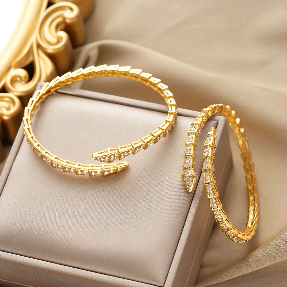 Versatile European and American Style Cross-Border Snake-Shaped Open Simple Niche Trendy Bracelet Starry Sky Inlaid with Diamonds Fashionable High-End