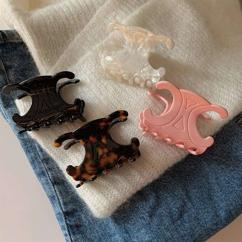 Hairclip Fashion Baroque Arch Claw Clip with Decorative Metal Accents for Daily Hair Styling Gift High Quality Texture