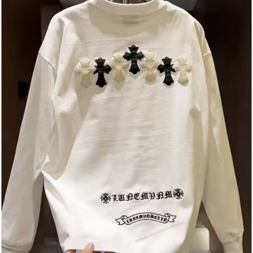 2026 Autumn and winter cross leather label embroidery design long-sleeve base shirt men's trendy loose versatile round-neck pullover sweatshirt