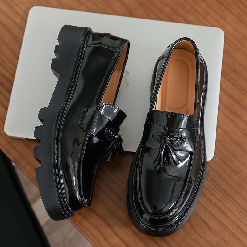 Spring and Autumn Youth Slip-On Loafers Thick-Soled Height-Increasing Black Fashion Men's Casual Leather Shoes