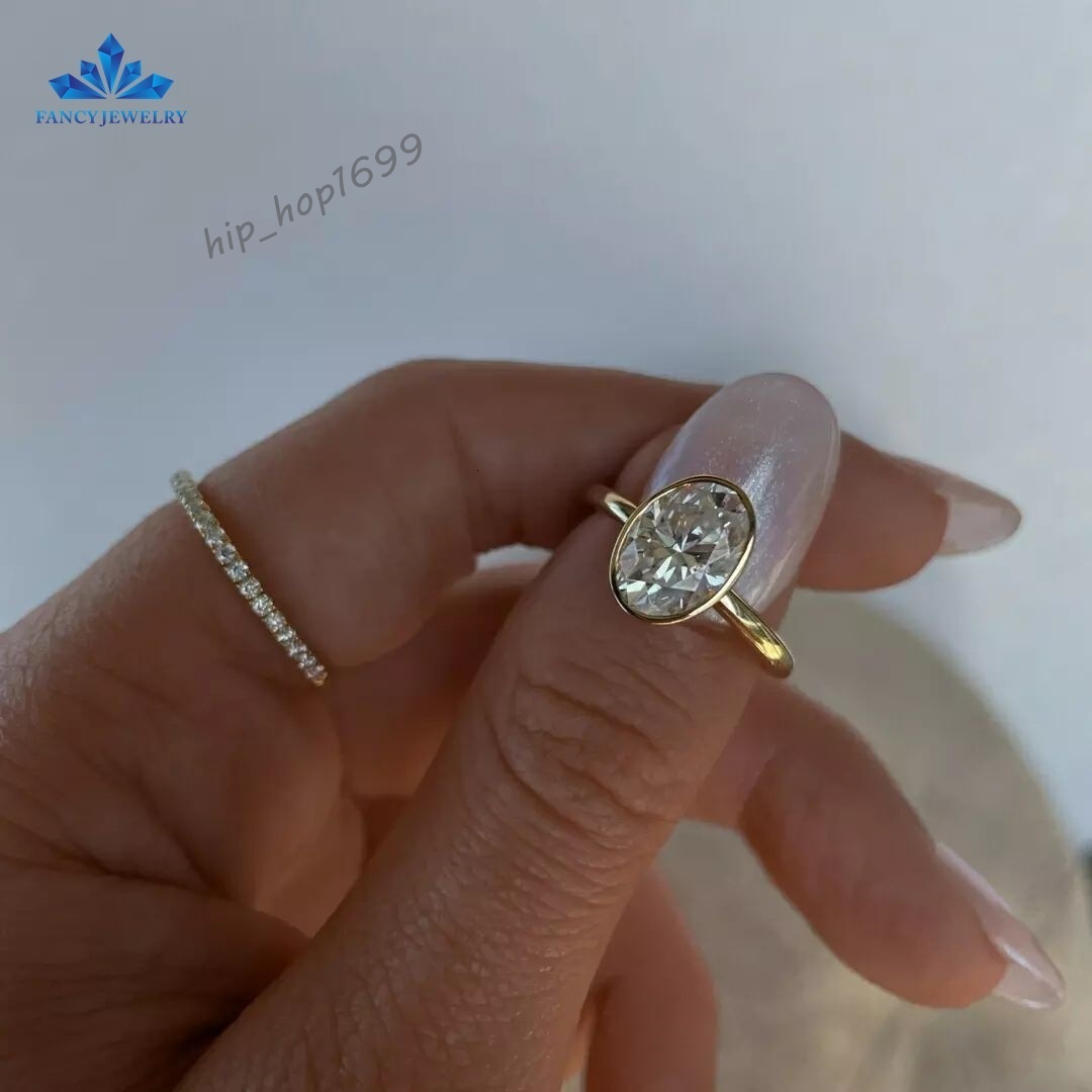 2026 Best Seller Classic Boutique 5CT Oval Diamond 18k Yellow Gold Oval Moissanite Engagement Bezel Ring Fashion Jewelry Rings