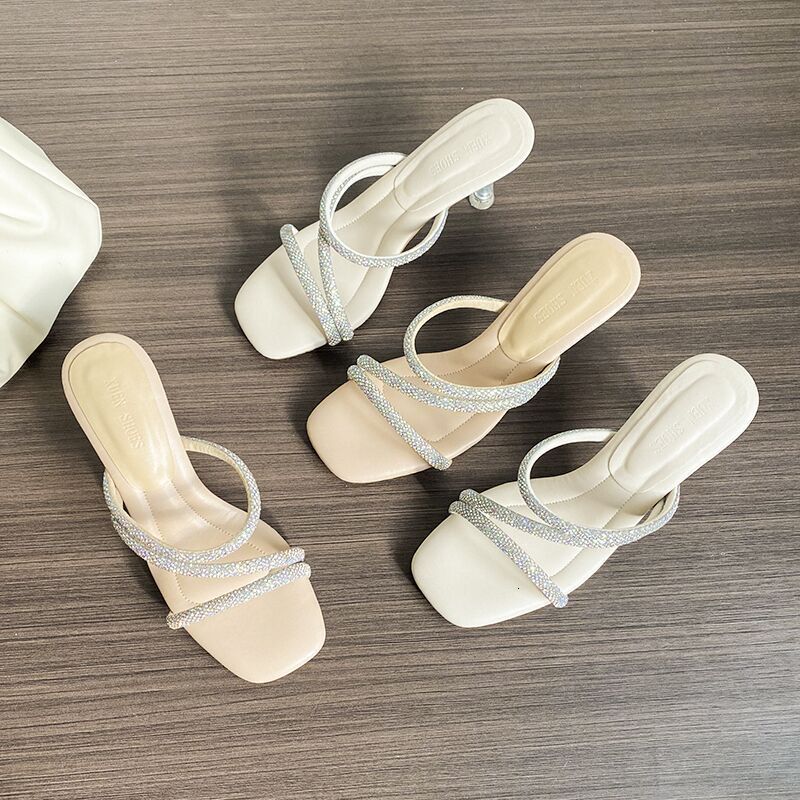 French retro square head thick heel shoes trend metal buckle shallow mouth high heels womens professional shoes heels 250401