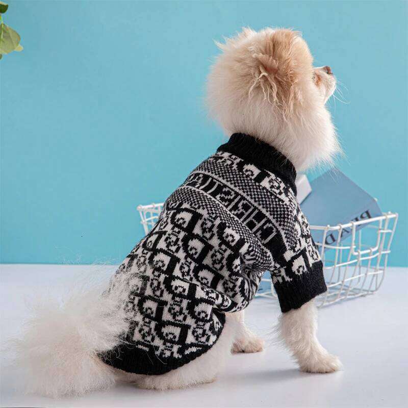 Autumn Winter Cute Chunky Warm Pet Sweaters Puppy Fashion Luxury Cat Clothes Corgi Parka Dachshund Small Medium Dog Clothing