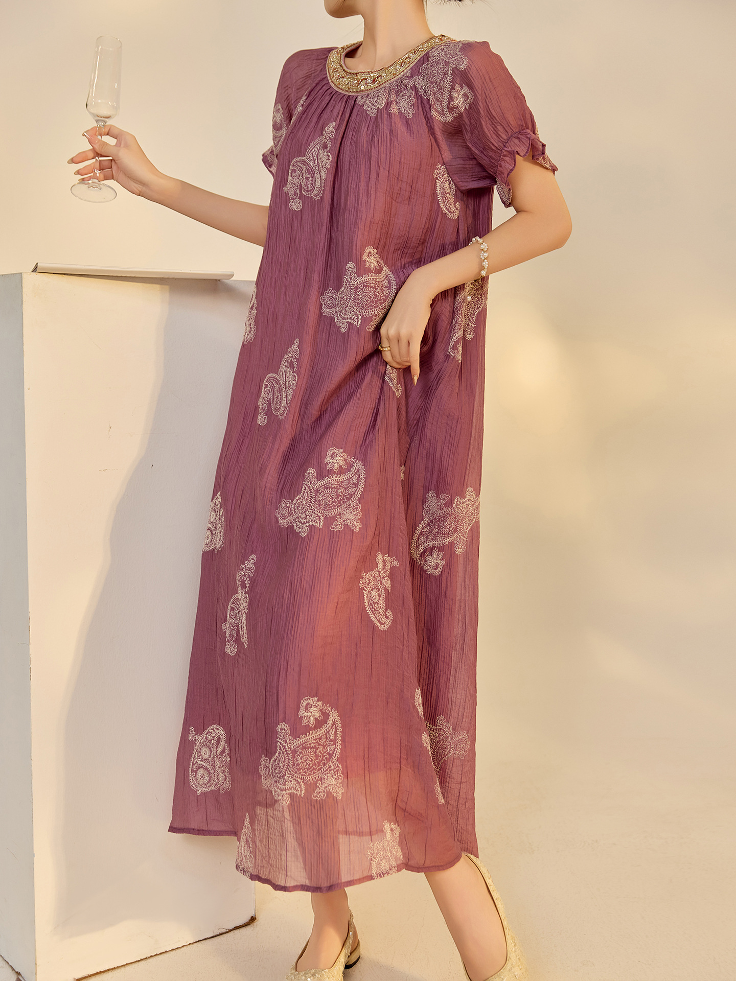 T19381 New Chinese Style High-End Embroidered Dress for Women, Summer New Style, Loose Fit, Light Luxury Long Dress