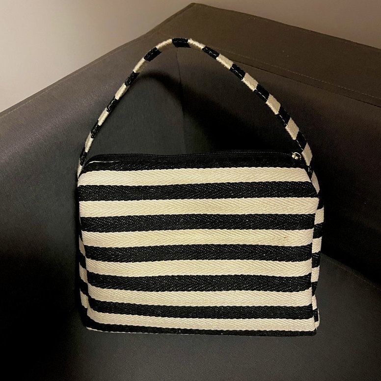 D1024 Chic Multifun… - image