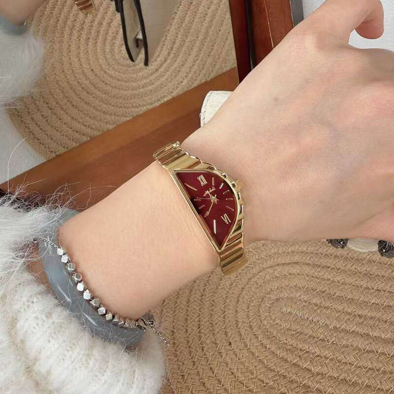 With Box New Irregular Half-Moon Steel Design Band Watch Dainty Fashion Vintagee Free gift