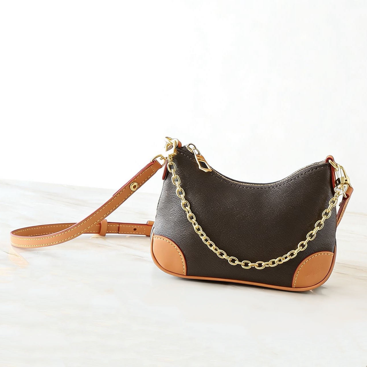 Designer retro chain armpit leather crossbody womens pillow bag fashionable multifunctional crossbody single shoulder printed horn half moon bag coin wallet PRPU