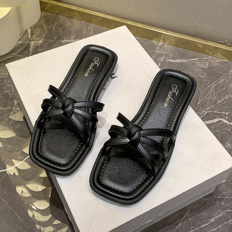 new Free delivery Slippers Slippers fashionable outerwear comfortable and casual with just one foot on the beach single shoe flat bottom