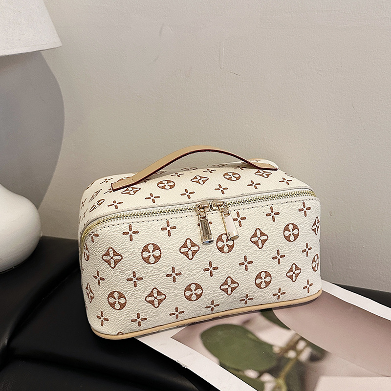 Portable Large-Capacity Cosmetic Bag Travel Cosmetics Storage Bag Foreign Trade Trend Printed Handhold Toiletries Bag Women
