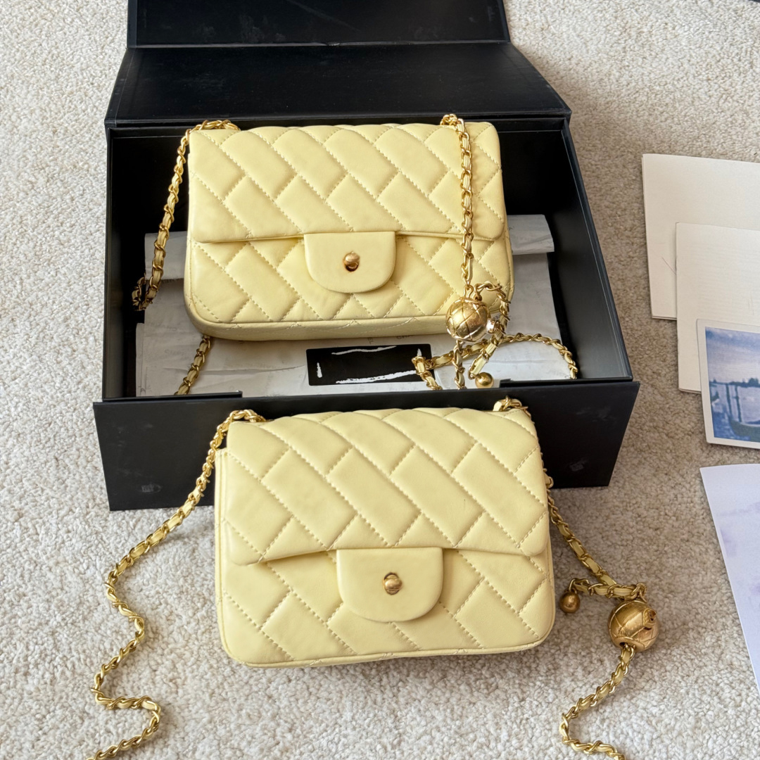 Designer Shoulder Bag Yellow Genuine Leather Bags Gold Ball Lady Purse Luxury Brand Handbag Black Brown Color Purse sac W797