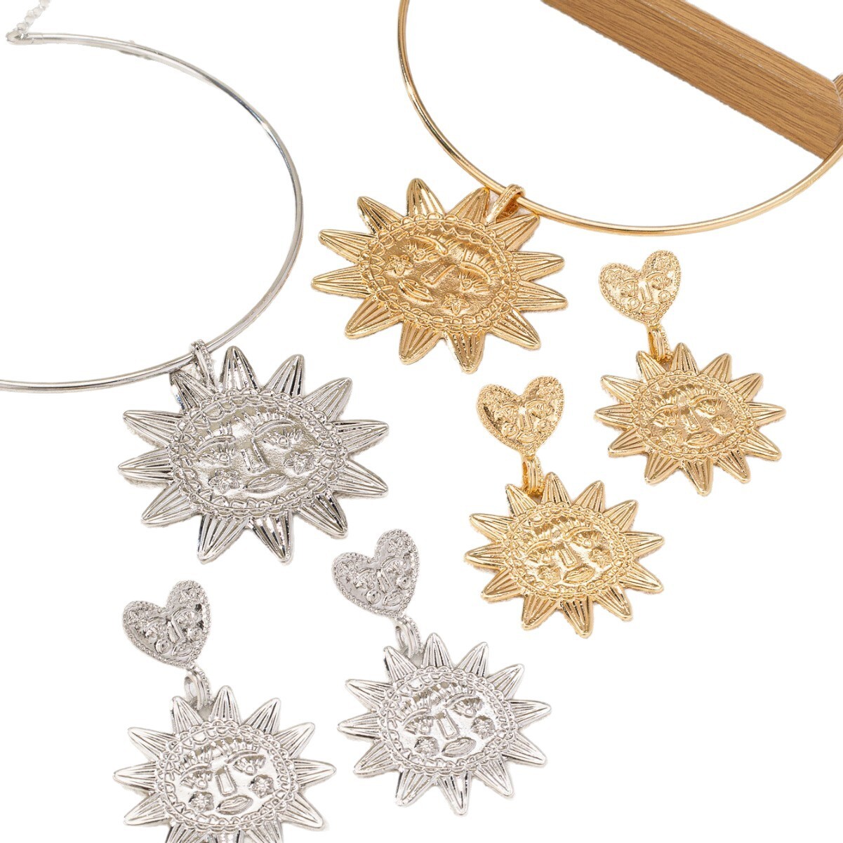 Vintage Jewelry Set European And American Style Personality Trendy Simple Fashion Sunflower Pendant Heart Earrings Exaggerated Niche Versatile Earring
