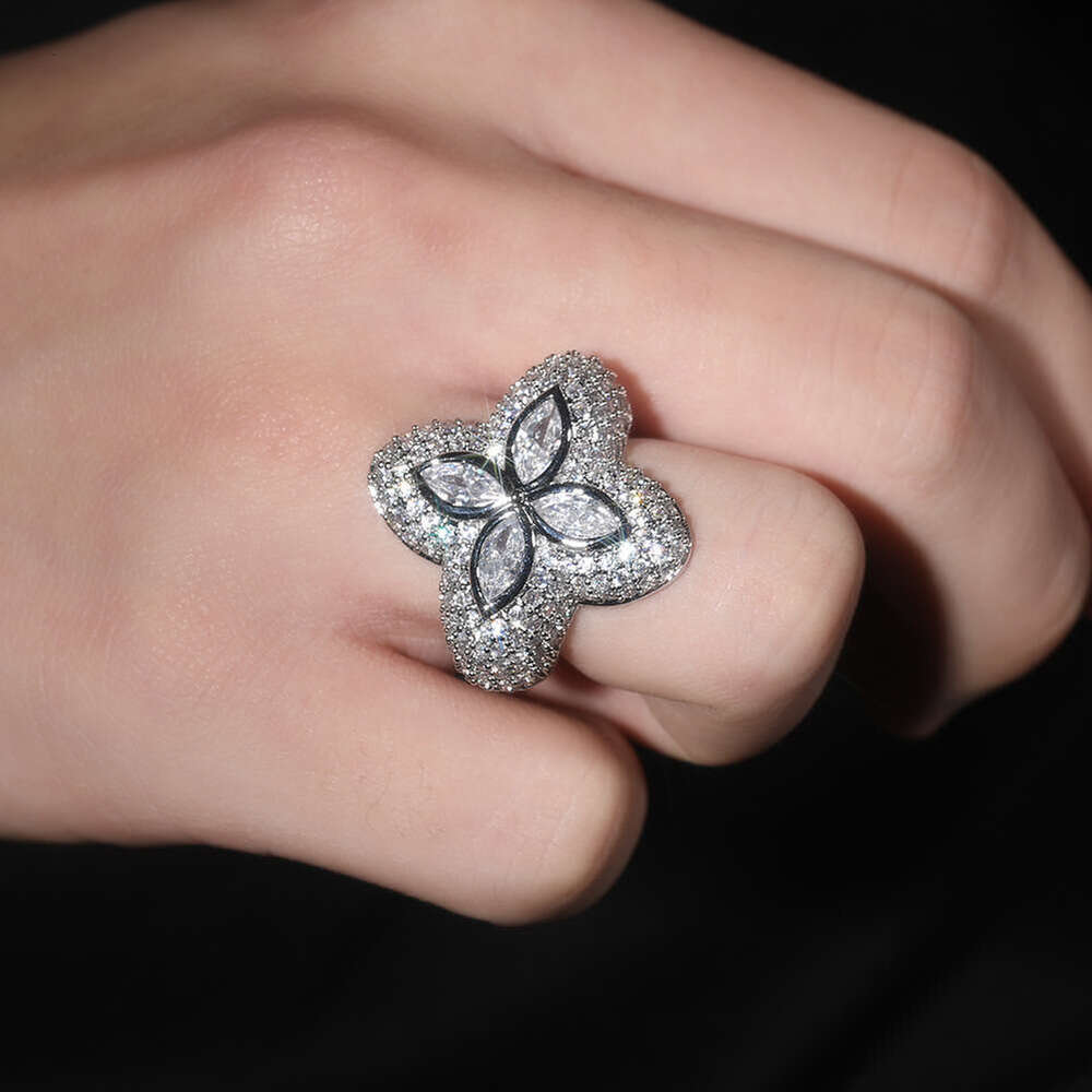 With Box European and American Cross-Border Dainty Design Clover-Shaped Zircon High-End Niche Full Flower-Shaped Green Diamond Jewelry Ring Wholesale 