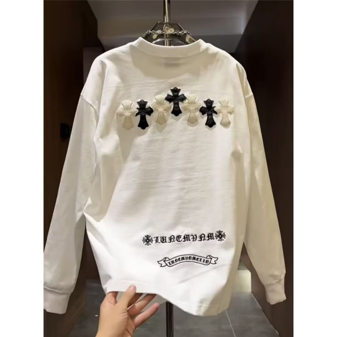 2026 Autumn and winter cross leather label embroidery design long-sleeve base shirt men's trendy loose versatile round-neck pullover sweatshirt