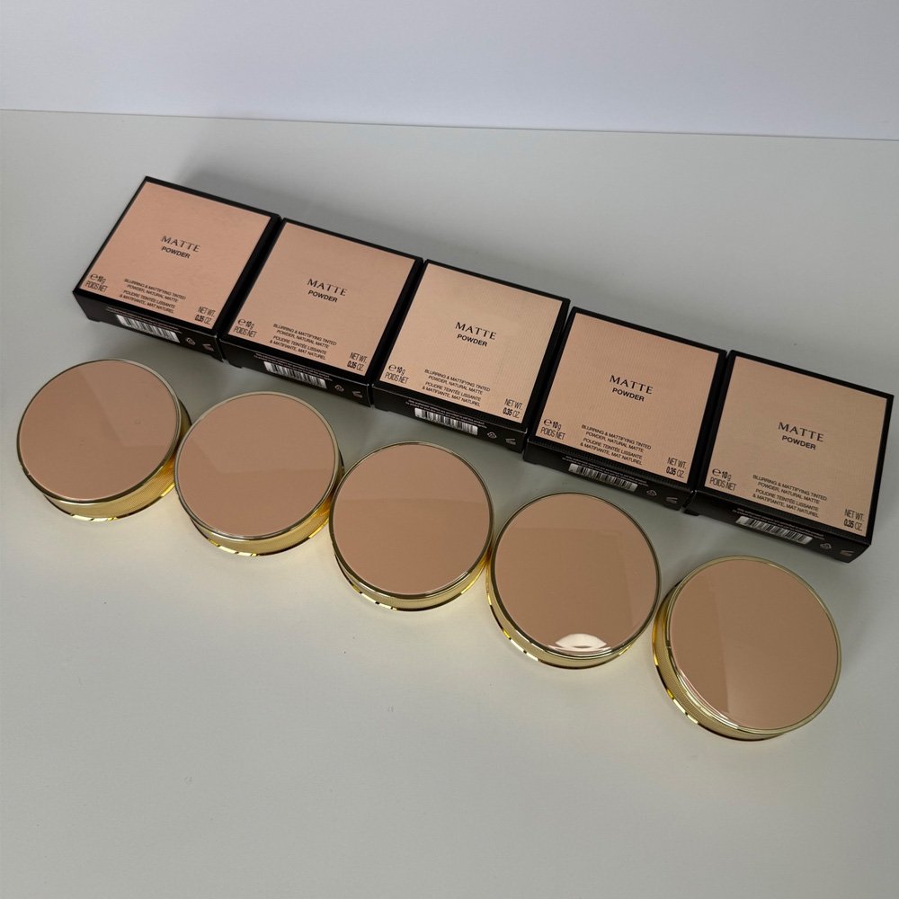 Top Quality Woman Face Makeup Face Powder Blurring Mattifying Tinted Powder Natural Weightless Long Lasting High Concealer Power Waterproof Oil Free Compact