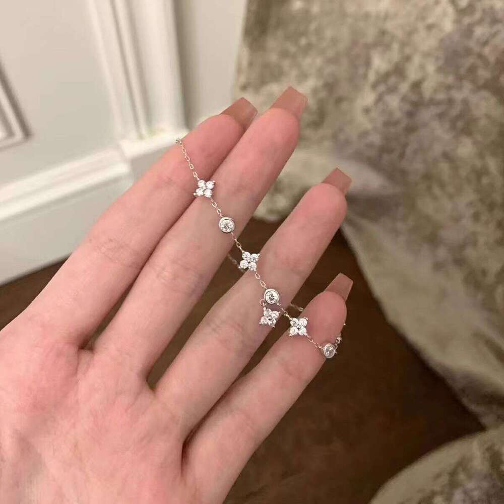 S925 Sterling Silver Zircon Four-Leaf Clover French Style High-End Star Sparkling Five-Flower Bracelet Cross-Border Jewelry for Women