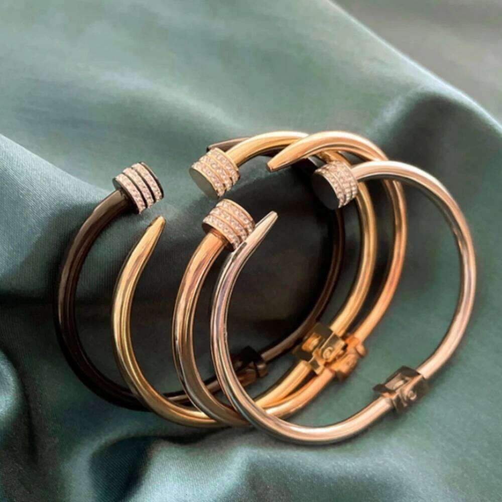 Fashion Stainless Steel Nail Studded Zirconia Open Women Men Golden Couple Holiday Gift Bracelet Party Daily Jewelry Z260123