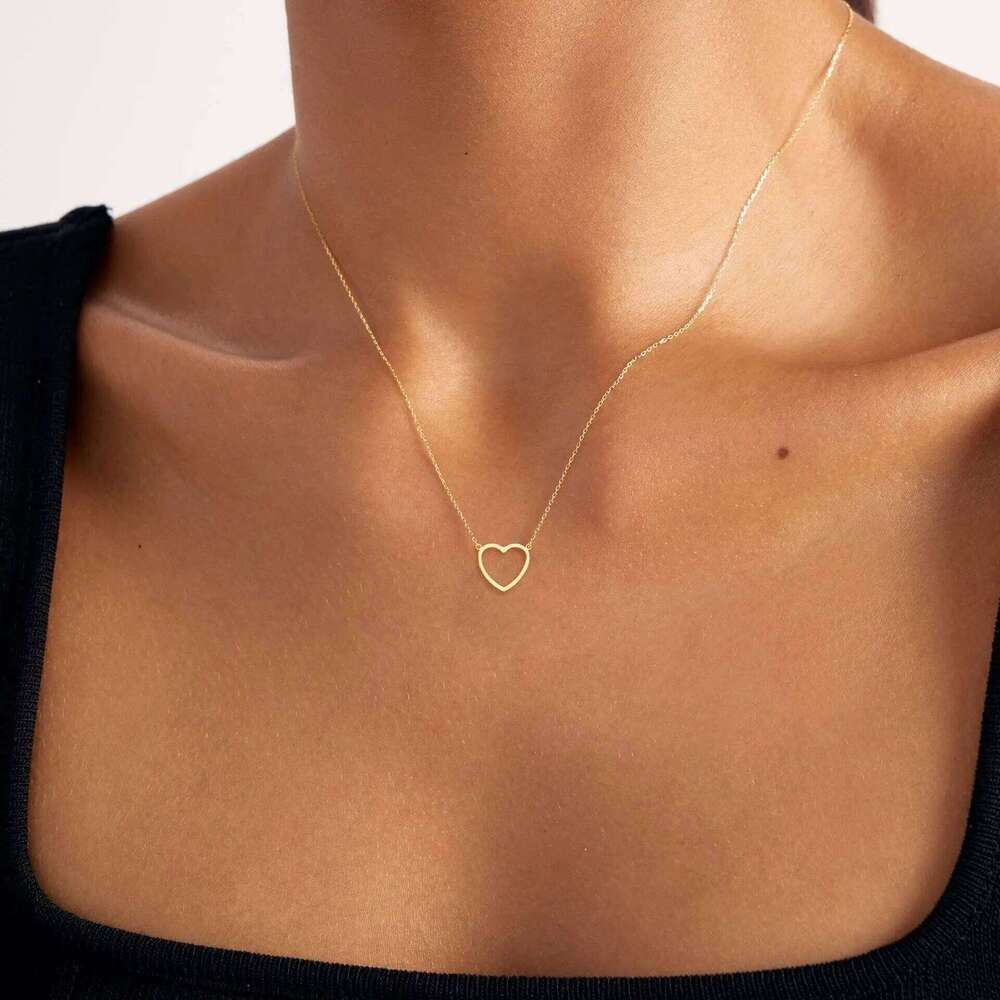 LATS Hollow Love Heart Pendant Necklaces for Women Men Couple 18K Gold Plated Stainless Steel Clavicle Chain Minimalist Jewelry Z260123