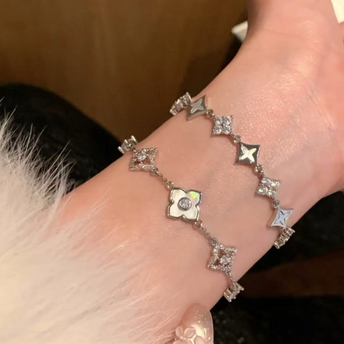 Minimalist Zircon Mother-of-Pearl Flower Exquisite Elegant Daily Commute Versatile Bracelet Light Luxury High-End Feel Jewelry - view 4
