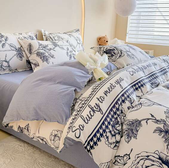 Freshly-touched-up quilt cover with thickened dormitory washable cotton bed sheet and pillowcase set H260123