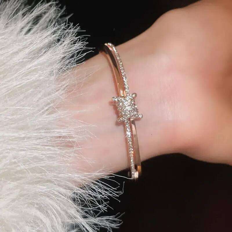 Luxury Zircon Bracelet Bangle With Sparkling Rhinestone For Women Stackable Layered Jewelry Z260123