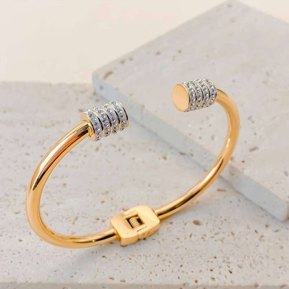 eManco High Quality Gold Plated Bangle Women's Simple Fashion Bracelets Stainless Steel Diamonds Jewelry Gifts 48 Hour Shipping Z260123