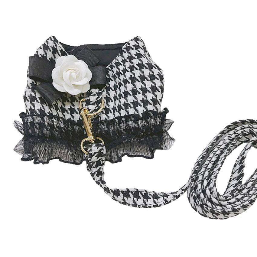 Pet small fragrance style cat and dog clothes houndstooth chest and back traction rope dog rope set