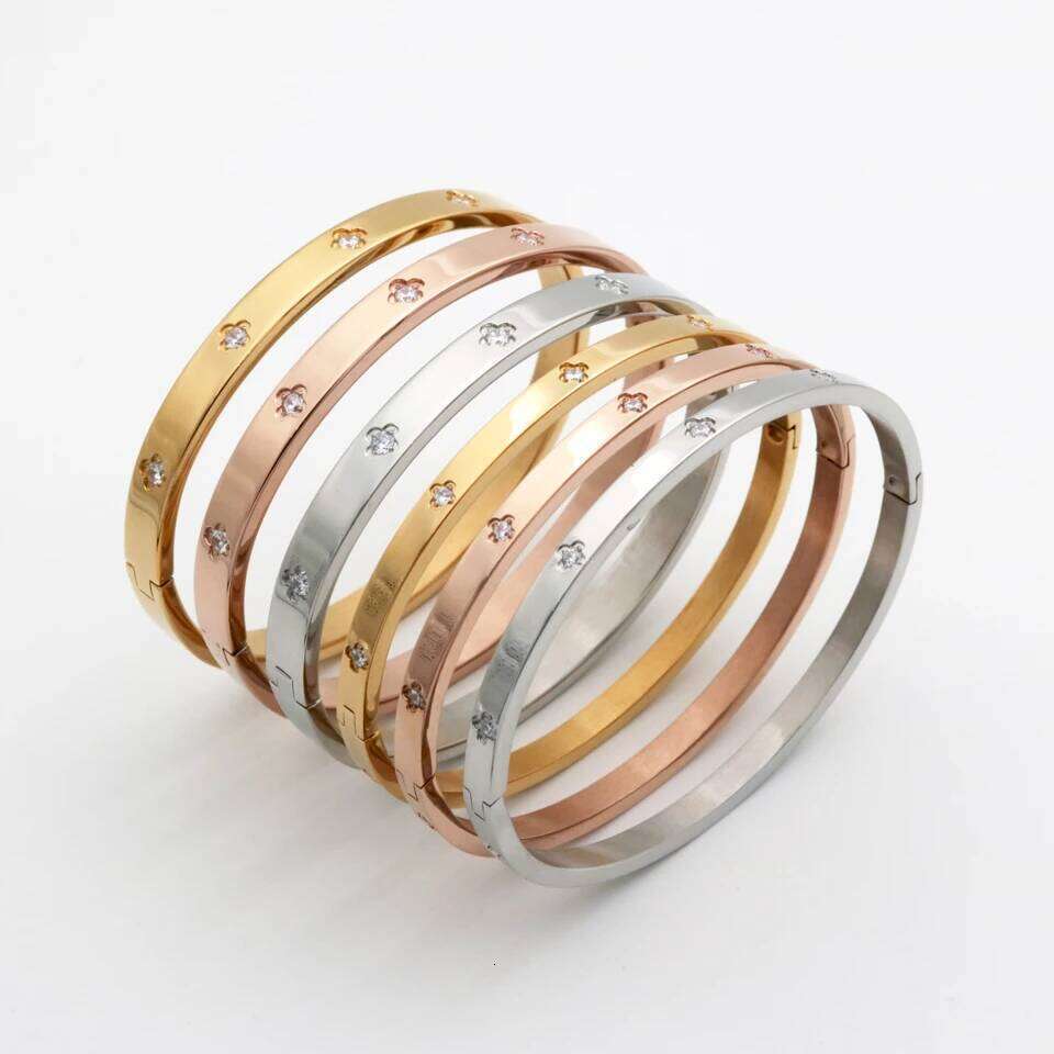 New Fashion Classic 18k Stainless Steel Women's Bangles Gold Color Cz Crystal Bracelet For Women Cuff Simple Trendy Love Jewelry Z260123