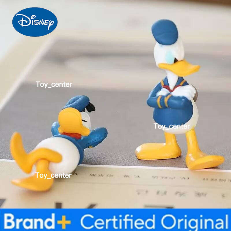 Disney 2Pcs Tsundere Donald Duck Three-Dimensional Refrigerator Magnet Home Decoration Desktop Ornament Friend Christmas Gift H260123