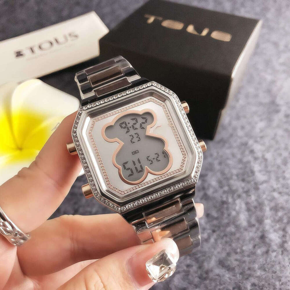 Designer TOUS moissanite Womens Watch Bear Pattern Quartz Wristwatch Stainless Steel Leather Strap Waterproof Elegant Daily Wear a6f