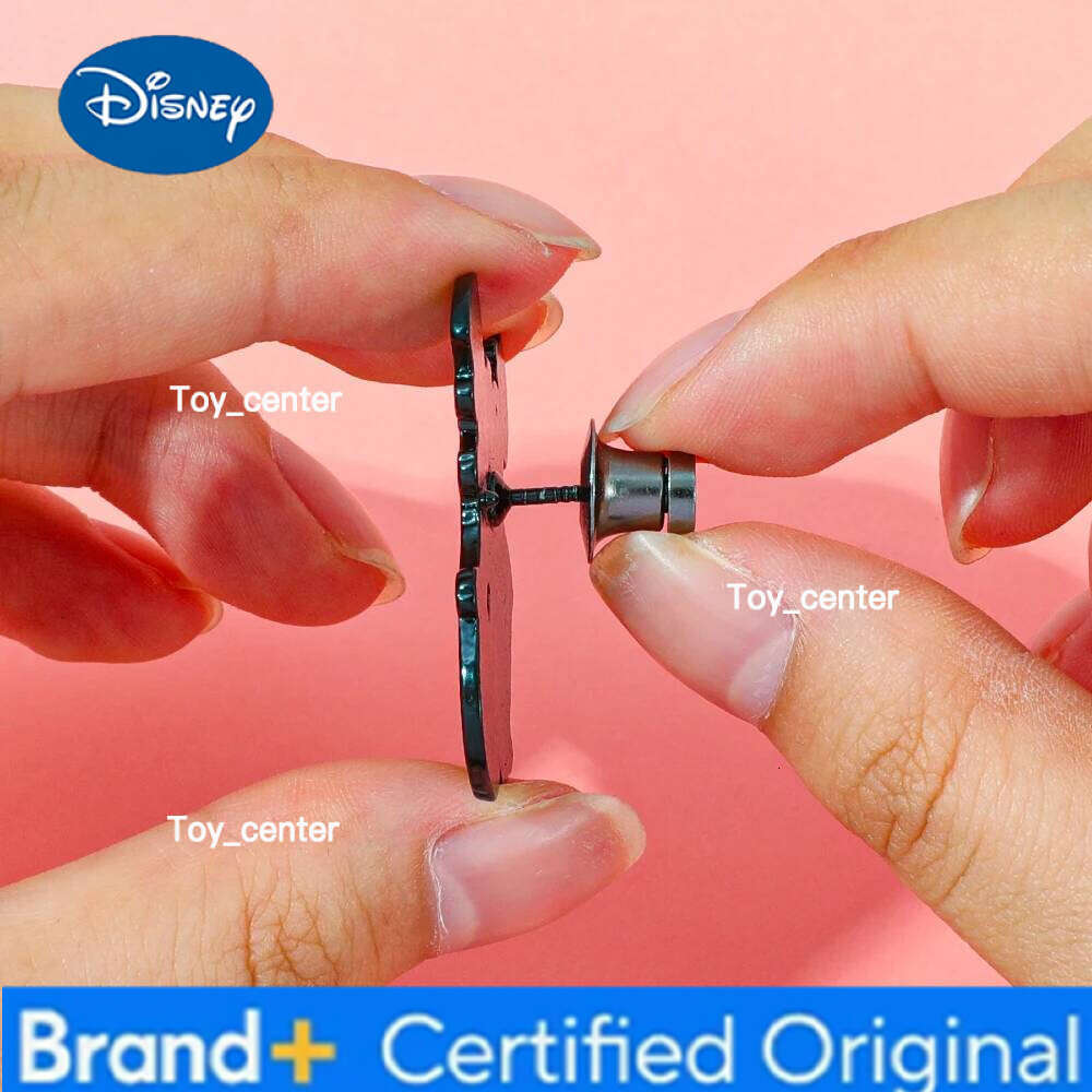 Disney 3 Pcs Anime Cartoon Character Cute Lotso & Donald Duck Piglet Exquisite Creativity Brooch Refrigerator Magnets Decorative Gift H260123