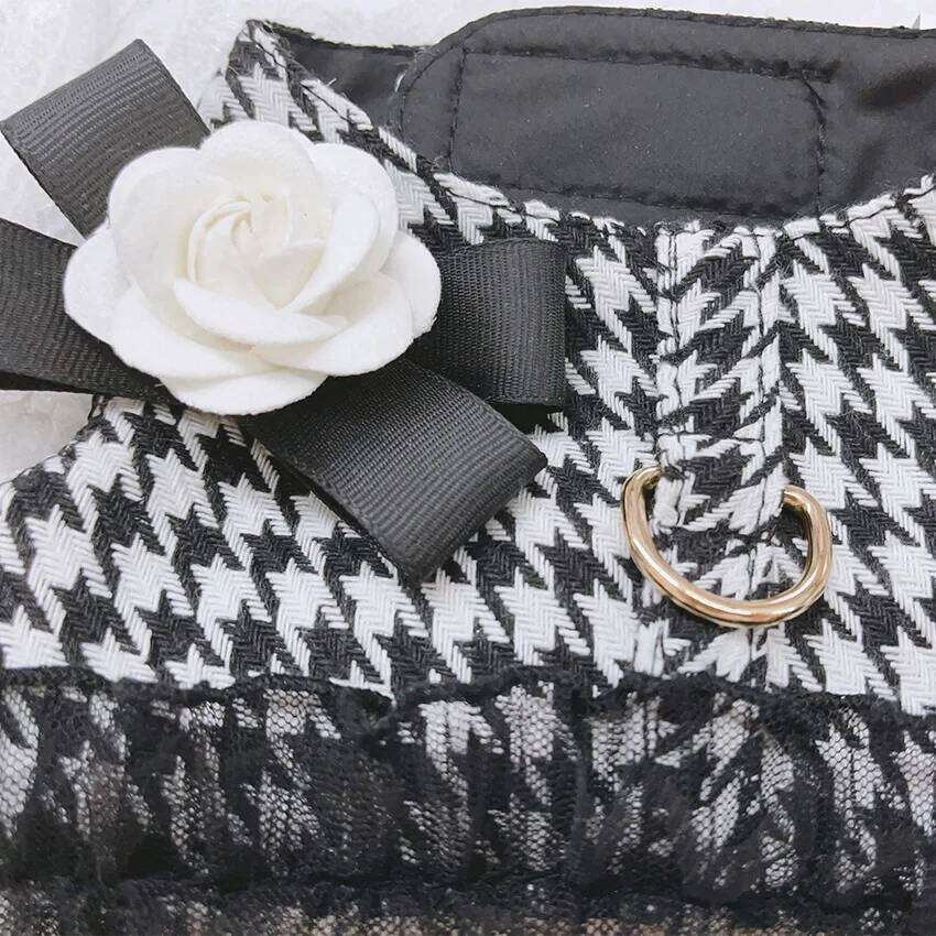 Pet small fragrance style cat and dog clothes houndstooth chest and back traction rope dog rope set