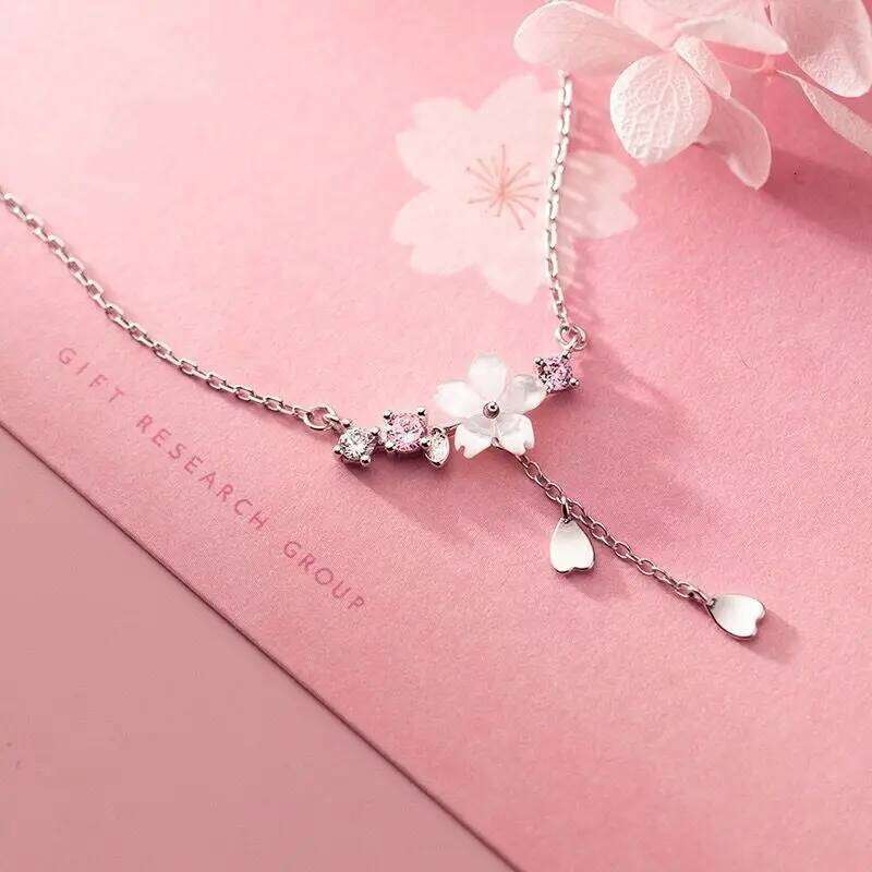 Fashion Cherry Blossoms Flower For Women Romantic Crystal Zircon Butterfly Flowers Pearl Shell Necklace Wedding Jewelry Z260123
